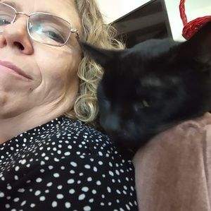 Meet your Posher, Christine